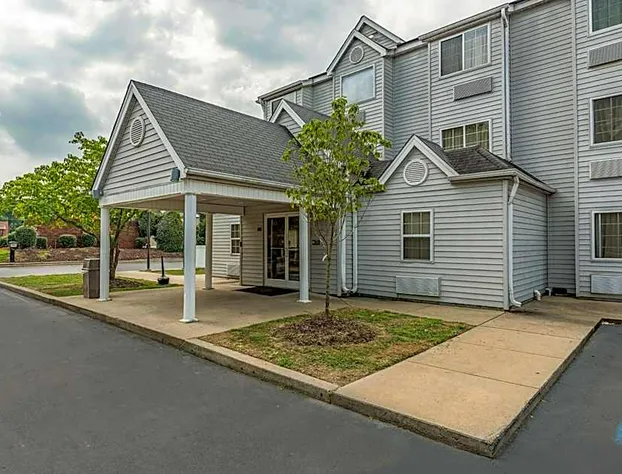 Motel 6 Charlotte, NC - University hotel detail image 1