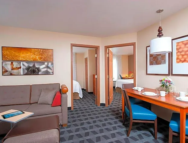 TownePlace Suites by Marriott Indianapolis Park 100 hotel detail image 2