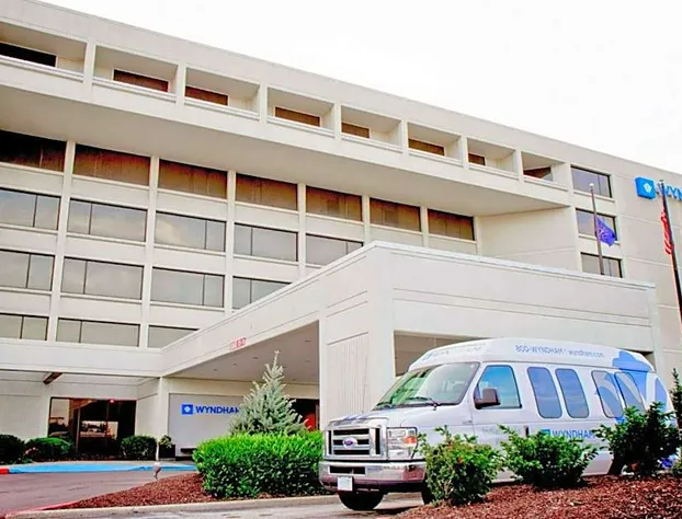 Wyndham Indianapolis Airport hotel detail image 1