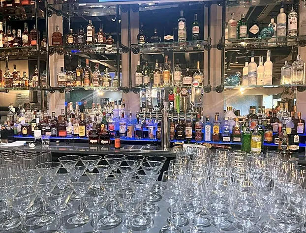 Wyndham Indianapolis Airport hotel detail image 2