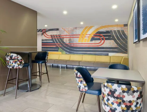 Wyndham Indianapolis Airport hotel detail image 4