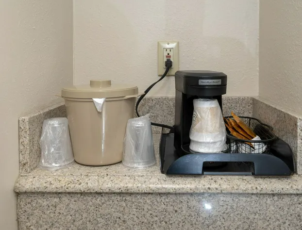 Red Roof Inn Indianapolis - Greenwood hotel detail image 2