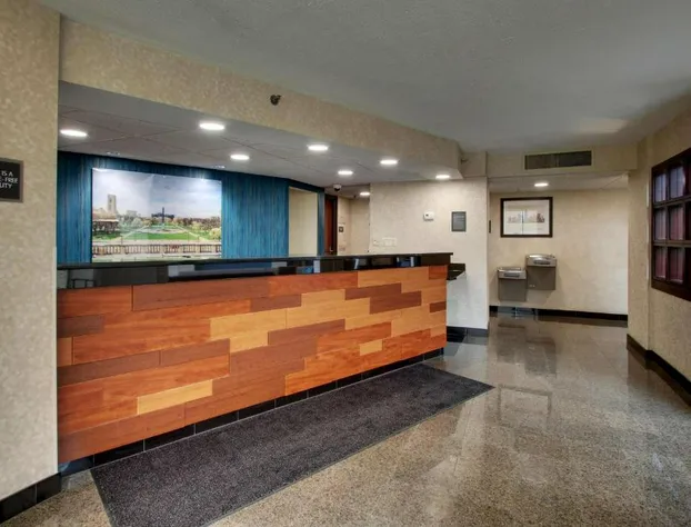 Best Western Plus Indianapolis North at Pyramids hotel detail image 3