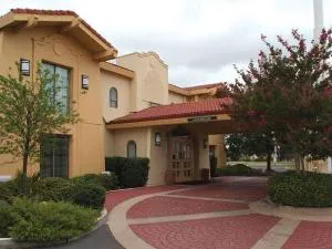 La Quinta Inn by Wyndham Odessa hotel detail image 4