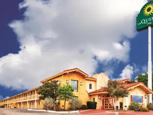 La Quinta Inn by Wyndham Odessa hotel detail image 1