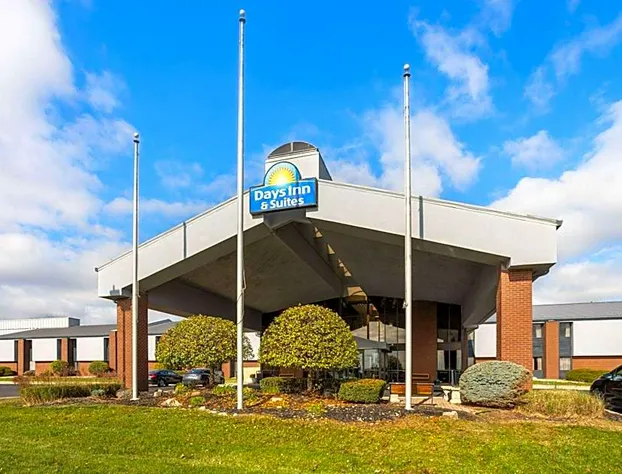 Days Inn & Suites by Wyndham Northwest Indianapolis hotel detail image 1