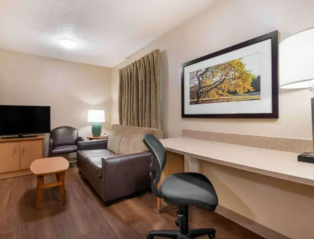 Studio 6 Extended Stay Indianapolis, IN - North Carmel hotel detail image 2