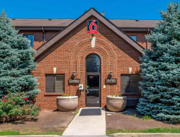 Studio 6 Extended stay Indianapolis, IN - North Carmel hotel detail image 1