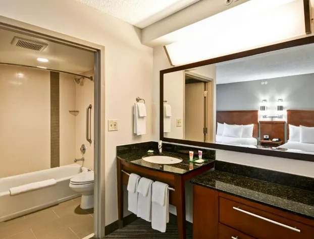 Hyatt Place Indianapolis Airport hotel detail image 3