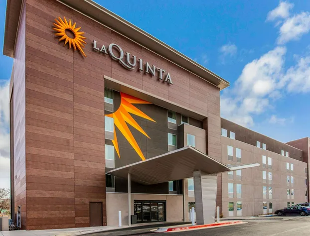 La Quinta Inn & Suites by Wyndham Lubbock West Medical Centr hotel detail image 3