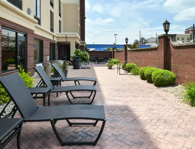 Holiday Inn Express & Suites Indianapolis Dtn-Conv Ctr Area by IHG hotel detail image 3