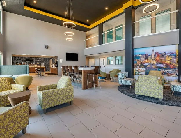 Clarion Pointe Indianapolis Airport hotel detail image 2