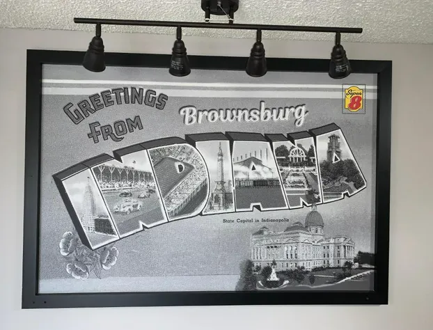 Super 8 by Wyndham Brownsburg hotel detail image 4