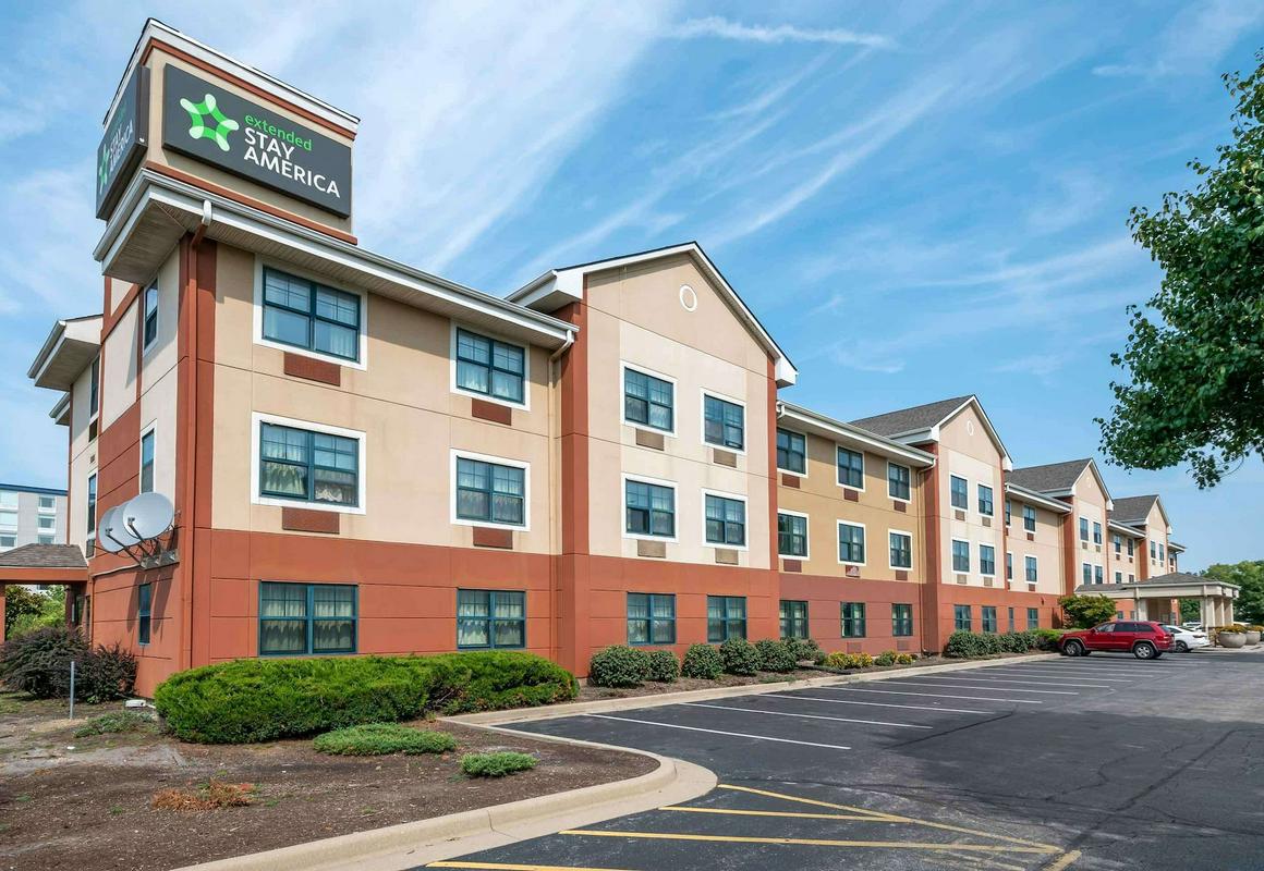 Extended Stay America Suites Indianapolis Airport hotel hero