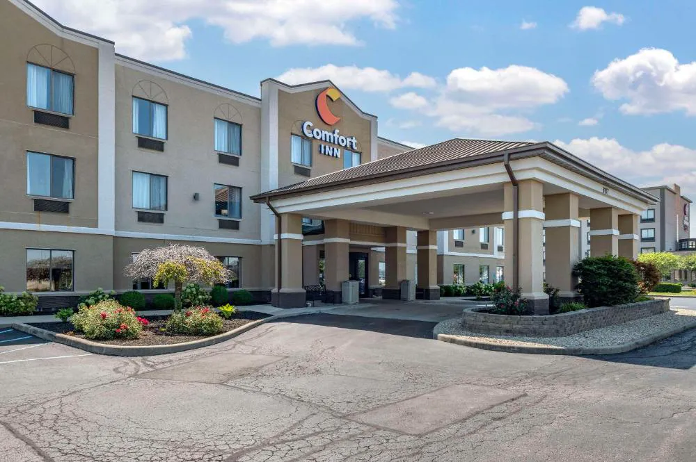 Comfort Inn Plainfield - Indianapolis Airport hotel hero