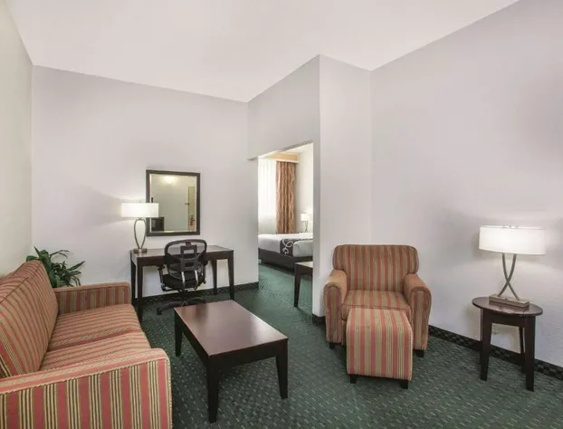 University Inn & Suites Berkeley hotel detail image 3