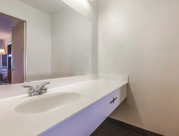 Coastal inn Corpus Christi hotel detail image 4