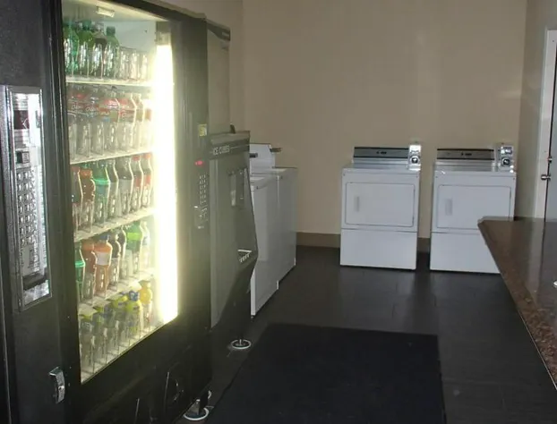 Days Inn by Wyndham Corpus Christi Beach hotel detail image 2