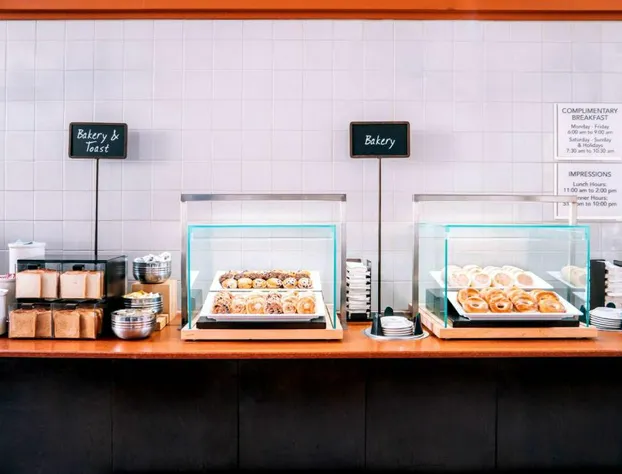 Embassy Suites Corpus Christi hotel detail image 2