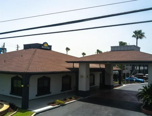 Days Inn by Wyndham Portland/Corpus Christi hotel detail image 2