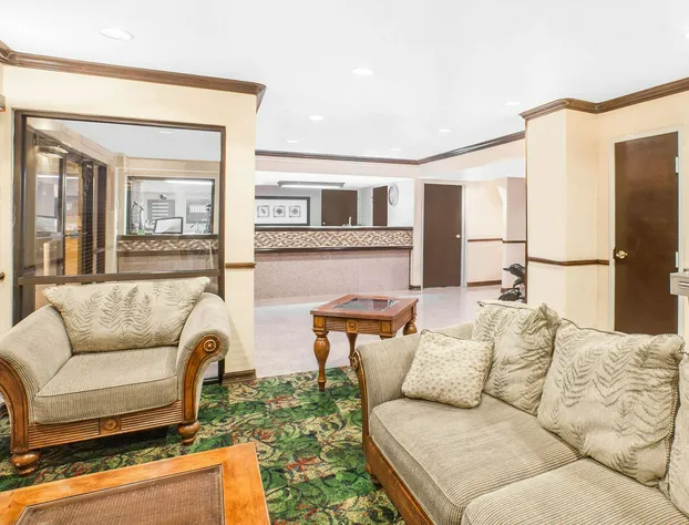 Super 8 by Wyndham Corpus Christi hotel detail image 2