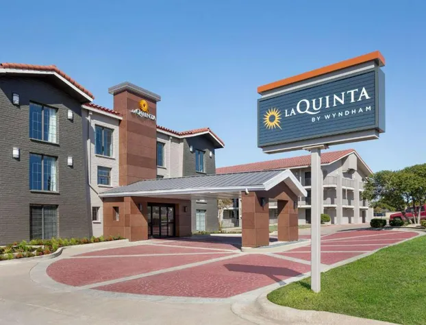 La Quinta Inn by Wyndham Temple hotel detail image 1