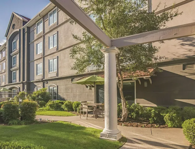 La Quinta Inn & Suites by Wyndham Oklahoma City Norman hotel detail image 4