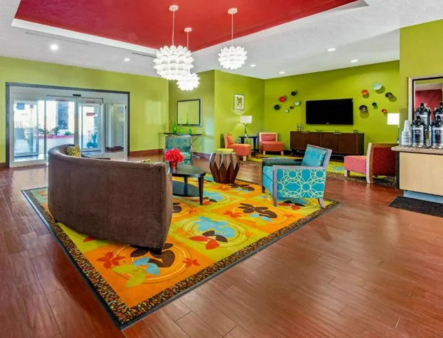 La Quinta Inn & Suites by Wyndham Leesville Ft. Polk hotel detail image 4