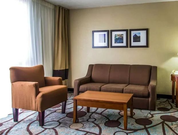 AmericInn by Wyndham Memphis East hotel detail image 2