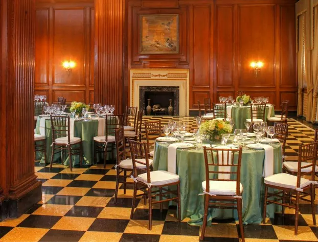 The Peabody Memphis hotel detail image 3