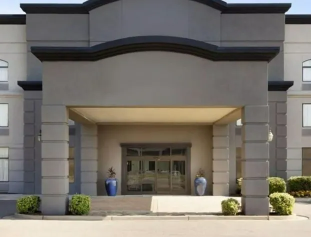 Townhome Inn And Suites hotel detail image 1