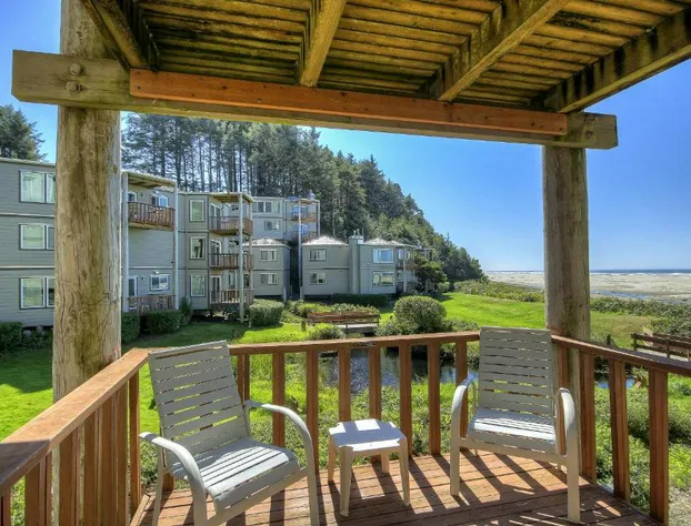 Little Creek Cove Beachfront Resort hotel detail image 2