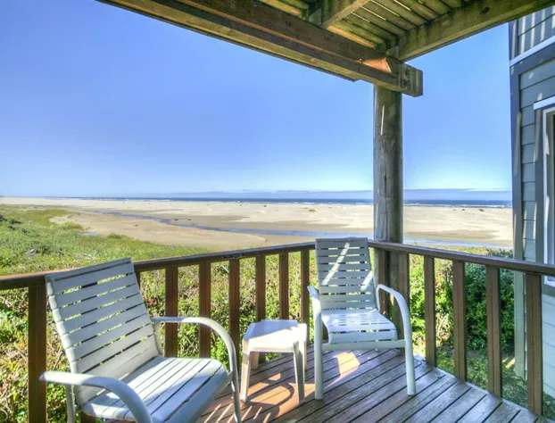 Little Creek Cove Beachfront Resort hotel detail image 3