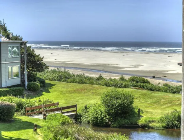 Little Creek Cove Beachfront Resort hotel detail image 4