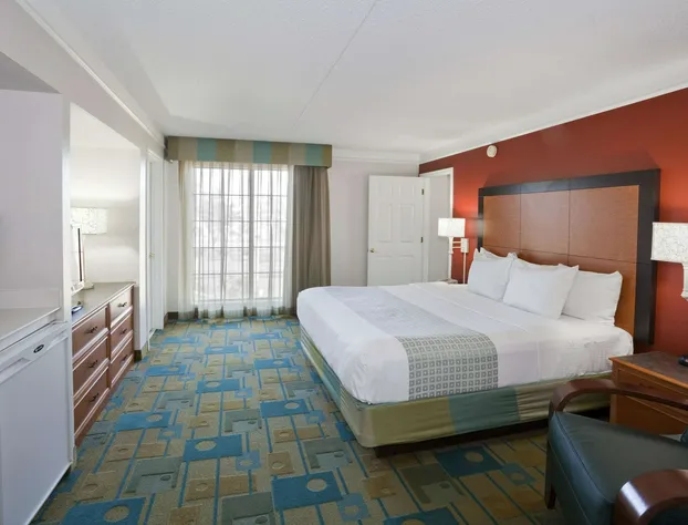 La Quinta Inn by Wyndham Phoenix Sky Harbor Airport hotel detail image 3