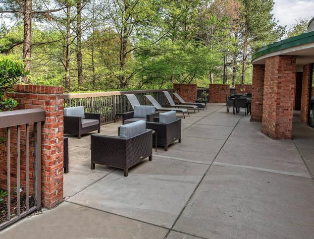 Courtyard by Marriott Memphis Germantown hotel detail image 1