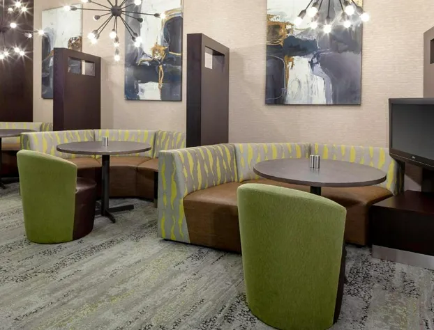 Courtyard by Marriott Downtown Memphis hotel detail image 4