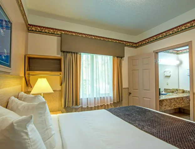 Silver Spruce Inn hotel detail image 3