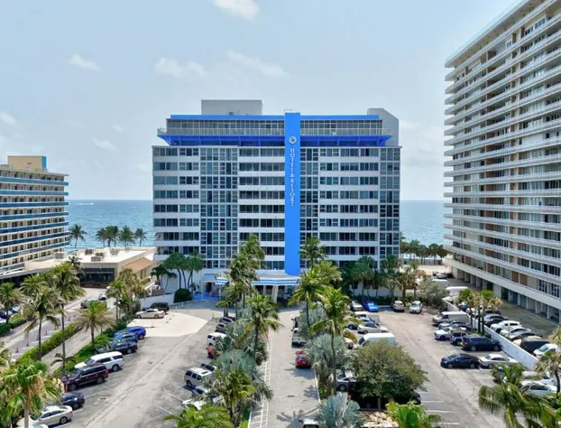 Ocean Manor Beach Hotel hotel detail image 2