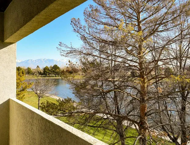 DoubleTree by Hilton Hotel Salt Lake City Airport hotel detail image 1