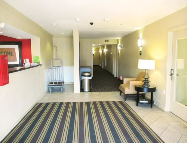Extended Stay America Suites - Kansas City - Country Club Plaza hotel detail image 3