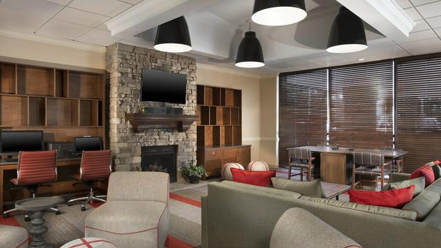 Four Points by Sheraton Kansas City Airport hotel detail image 3