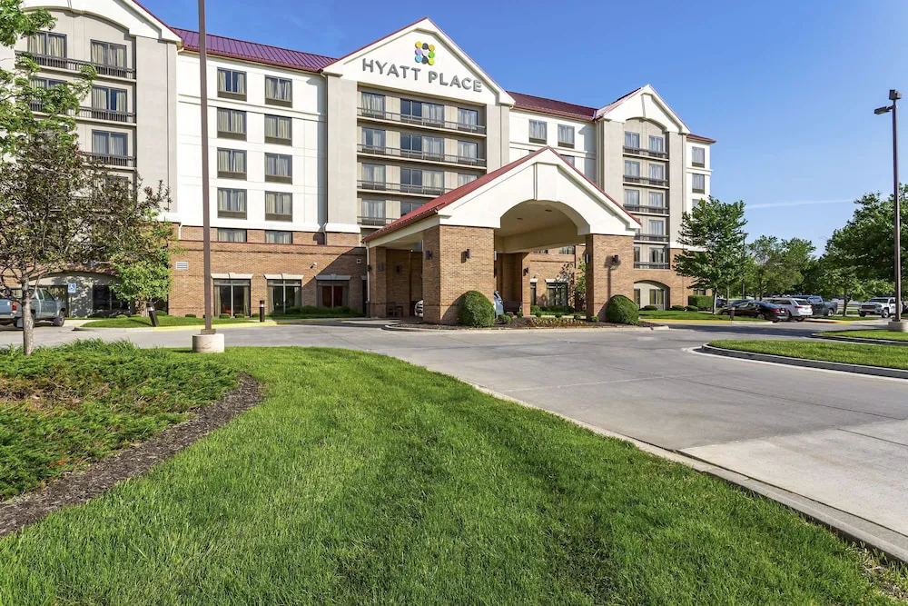 Hyatt Place Kansas City/Overland Park/Convention Center hotel hero