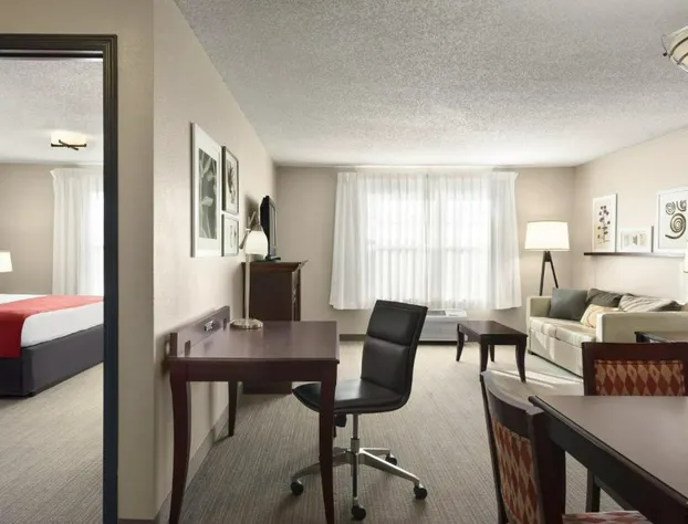 Country Inn & Suites by Radisson, Kansas City at Village West, KS hotel detail image 3