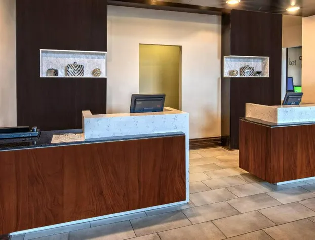 Courtyard by Marriott Kansas City Country Club Plaza hotel detail image 1