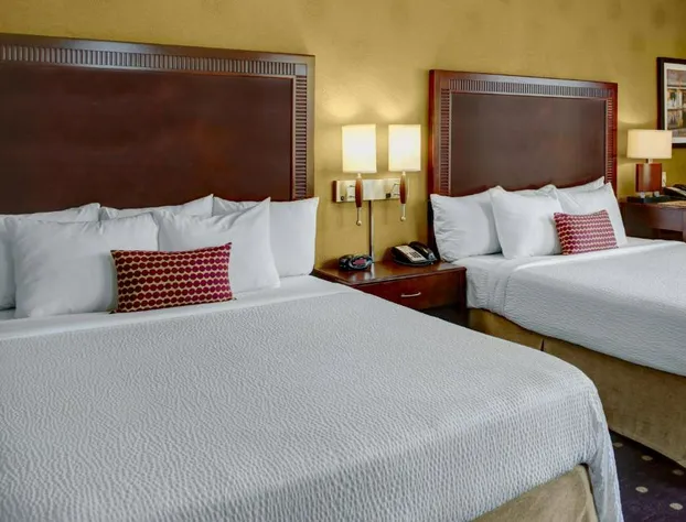 Courtyard by Marriott Kansas City Country Club Plaza hotel detail image 4