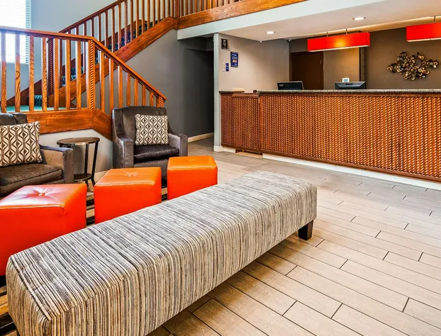 SureStay by Best Western Kansas City Country Inn North hotel detail image 2