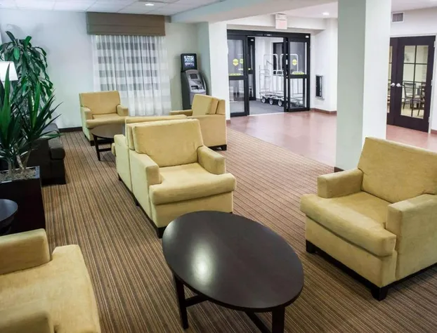 Sleep Inn & Suites Indoor Waterpark hotel detail image 4