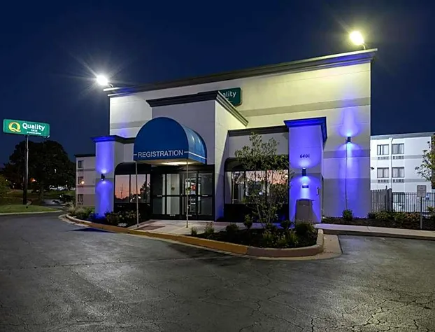 Quality Inn Merriam Kansas City hotel detail image 1