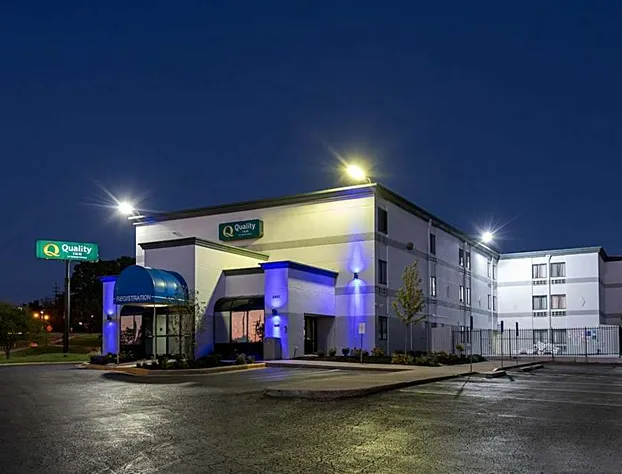 Quality Inn Merriam Kansas City hotel detail image 3